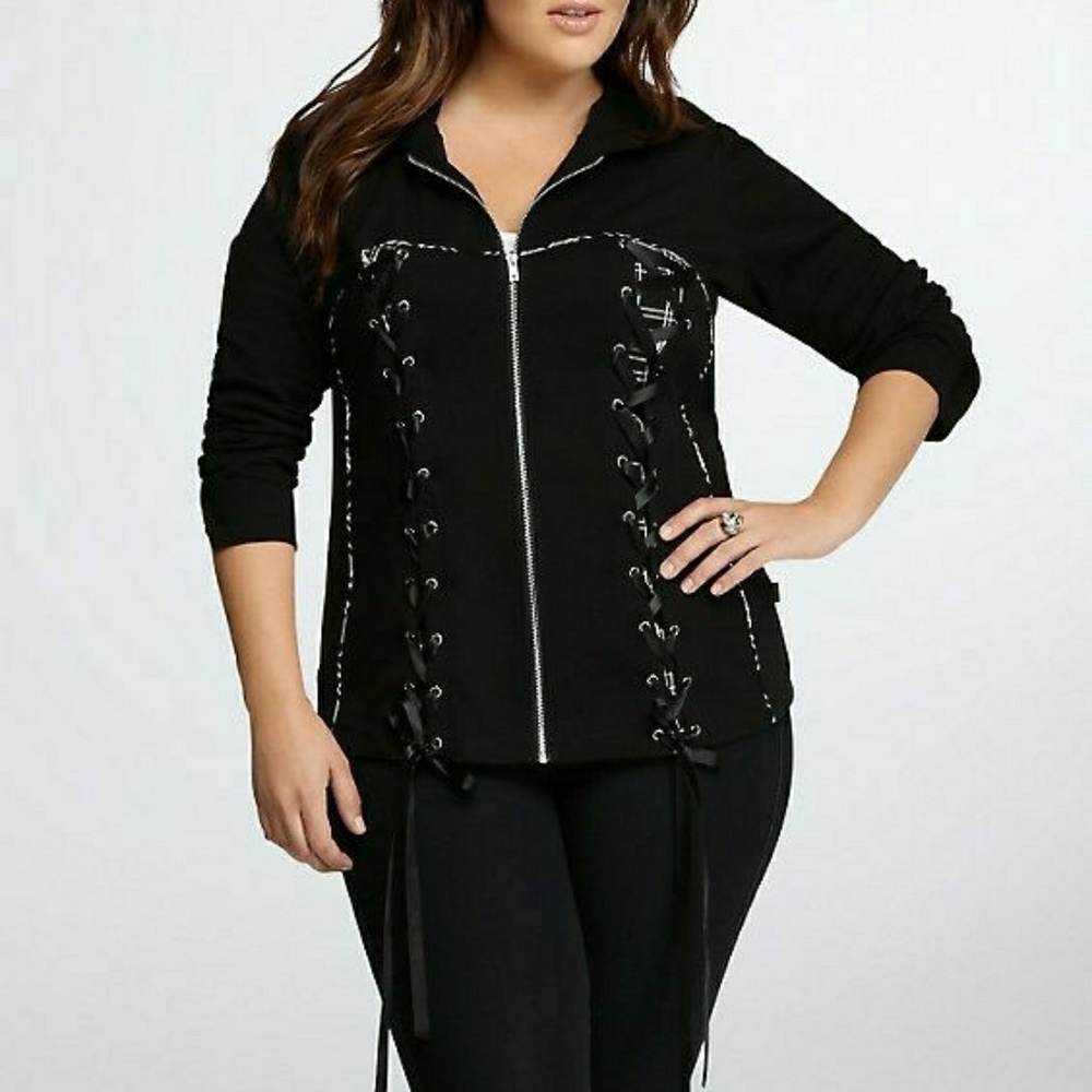 Tripp Ribbon Lace-up and plaid hoodie